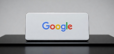 Google apresenta o CC como agente de IA criado para famílias
