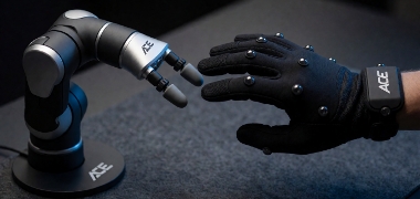ACE Robotics profunda no problema de dados da IA incorporada com sensor vestido e modelo de mundo