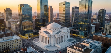 Departamento de Justiça apreende milhões ligados à Capstone em caso envolvendo contas e carteiras de criptomoedas