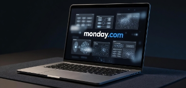 Monday.com é a mais nova empresa de tecnologia a culpar IA por demissões e lista outras 20 que fizeram o mesmo